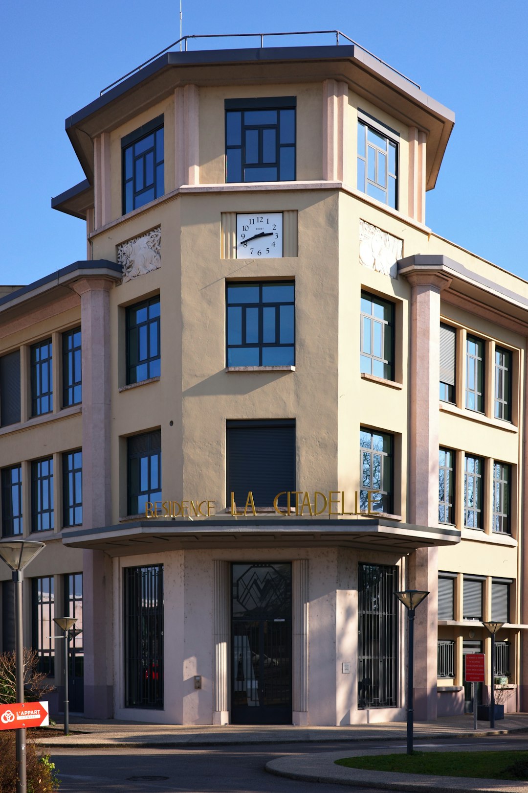 Contemporary Townhouse